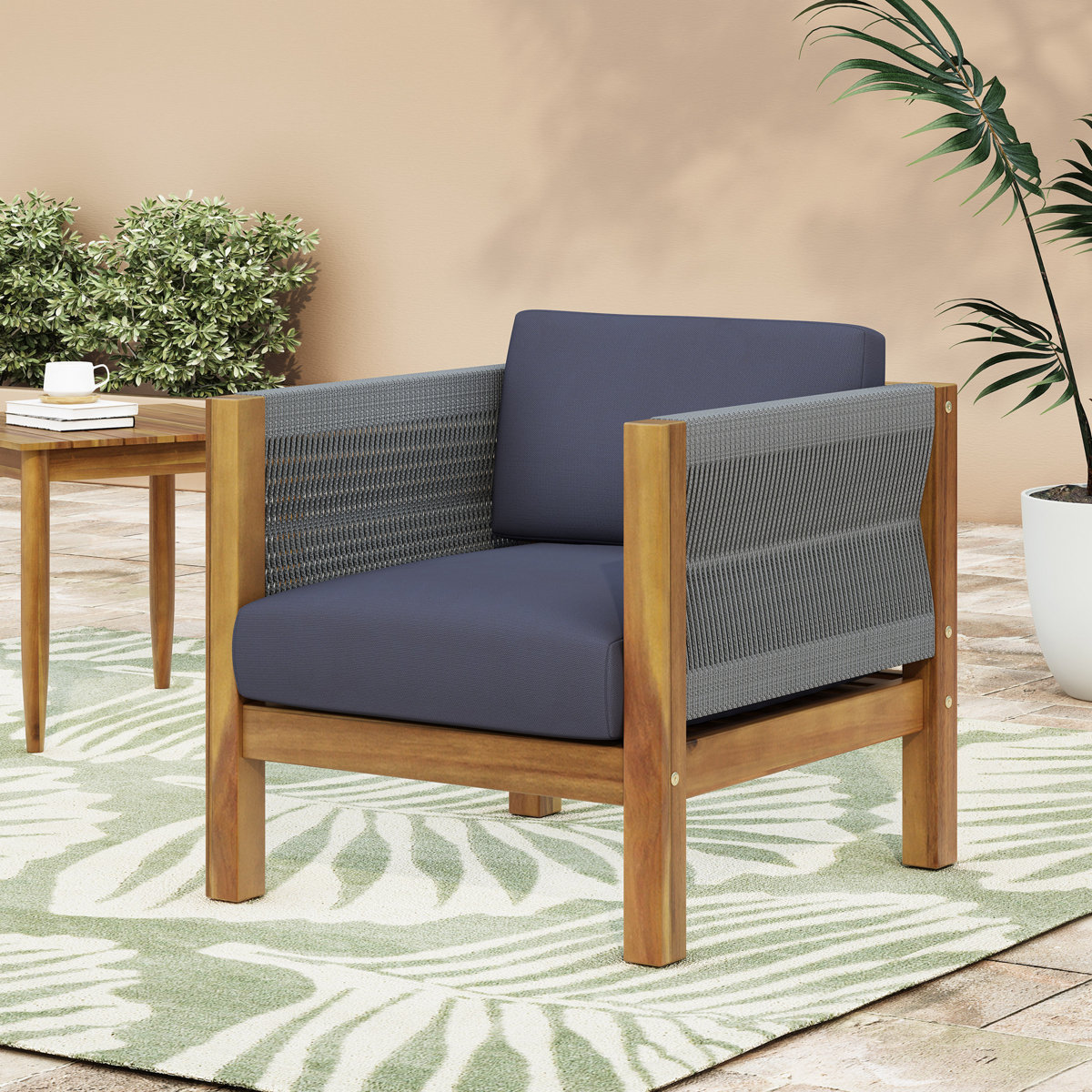 Wicker Outdoor Lounge Chair